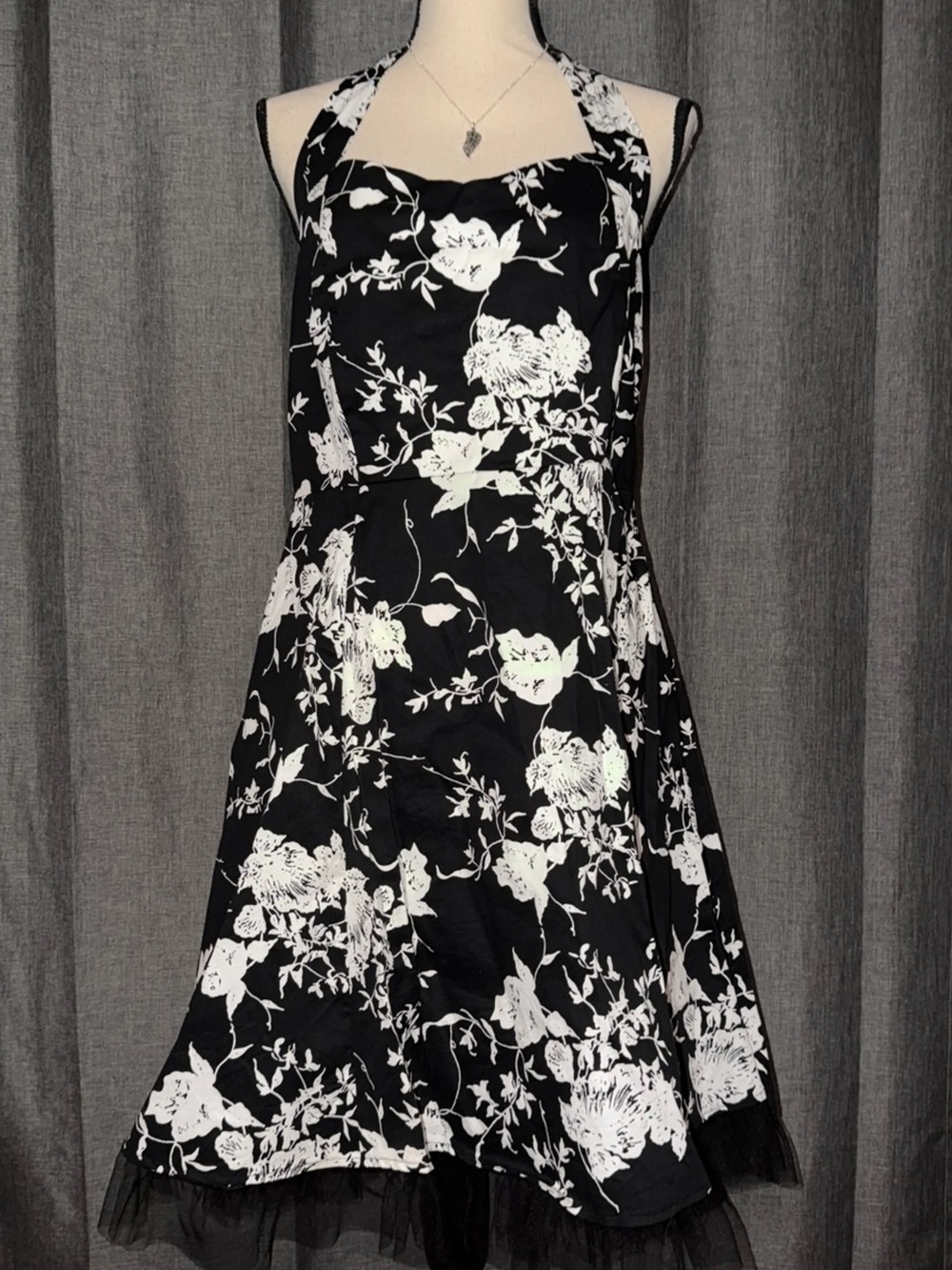 Y2K iHot Pinup Black & white floral midi dress with tulle hem